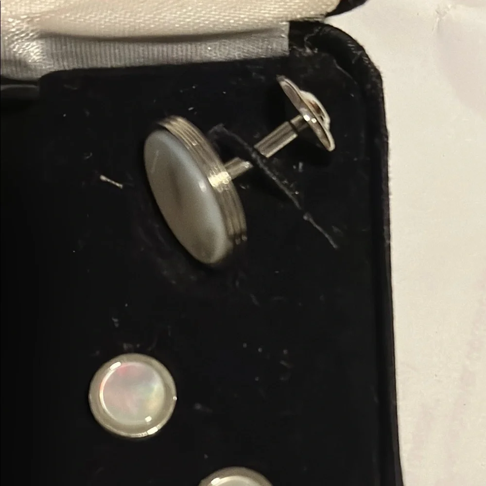 Pronto Uomo Silver and Pearl Cufflinks Set